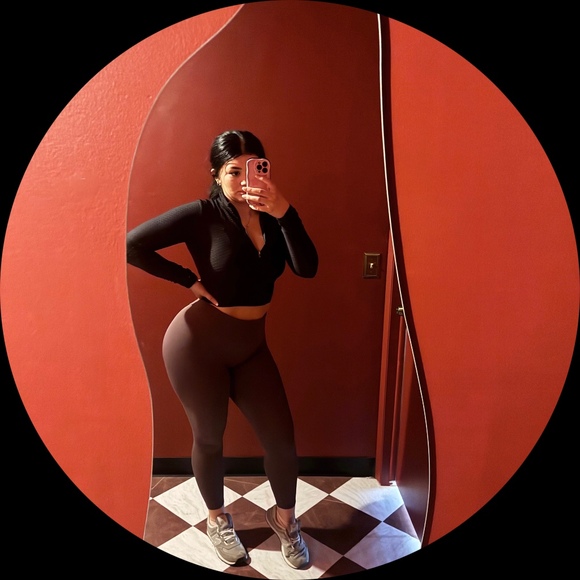 elycialopezz16